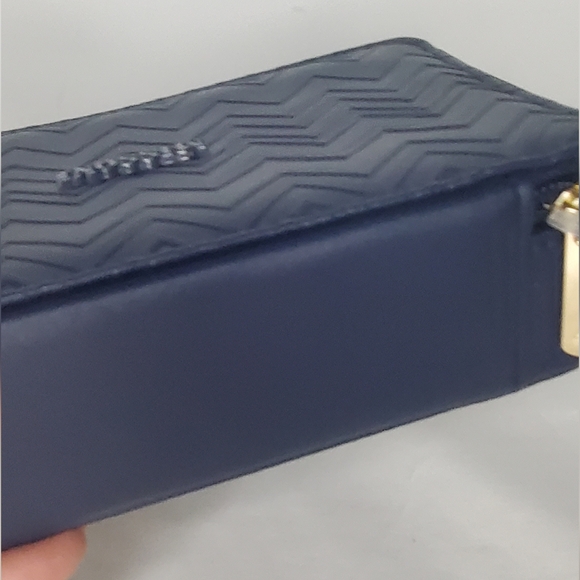 Missoni Luxury Kits Case Exclusive For Delta Air- amenity Kits - Picture 9 of 13